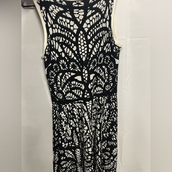 Ann Taylor Knit Dress - Picture 4 of 7